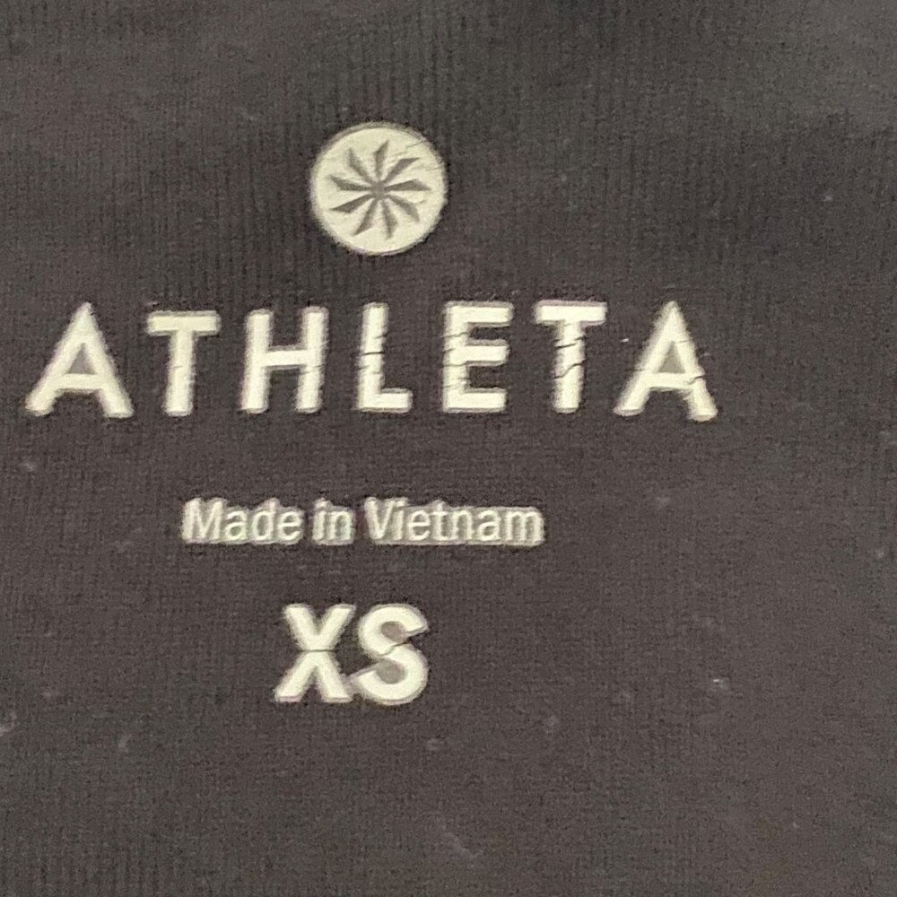 ATHLETA Relay Skort Sz XS Skirt w/ Shorts Black Golf Tennis Reflective 221935-00 - Picture 3 of 10